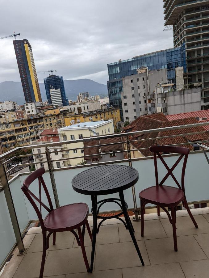 Appartement Spiranca Downtown Comfort à Tirana Extérieur photo