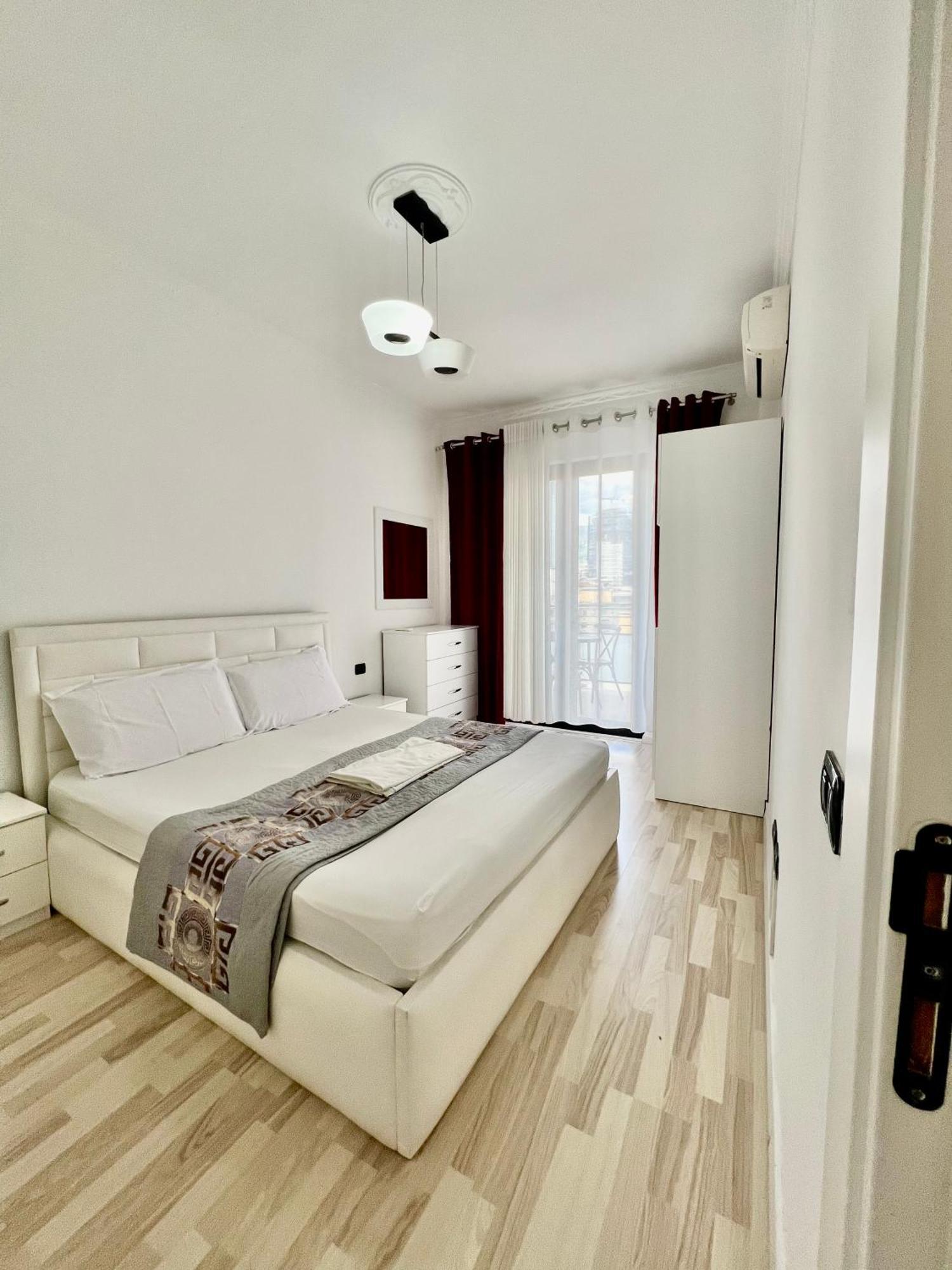 Appartement Spiranca Downtown Comfort à Tirana Extérieur photo