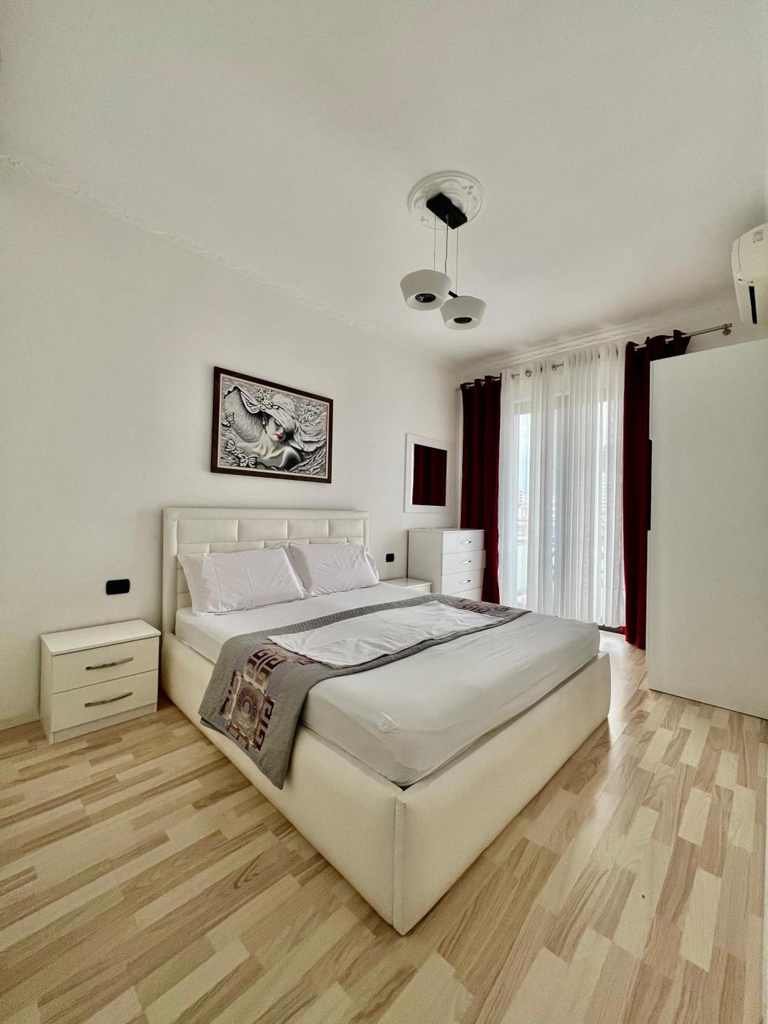 Appartement Spiranca Downtown Comfort à Tirana Extérieur photo